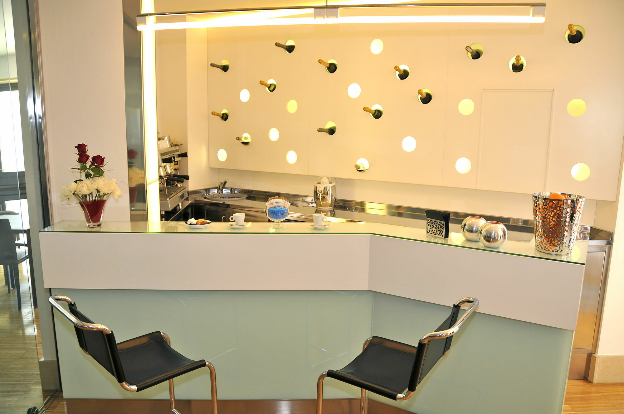 Hotel Del Conte ฟอนดี ภายนอก รูปภาพ